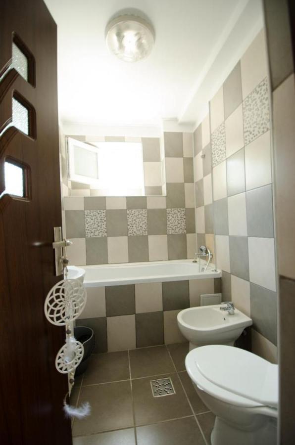 Bright Apartment Near Cismigiu And Old Town Bucureşti Ngoại thất bức ảnh